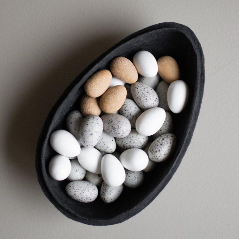 Deco Egg - mole dot